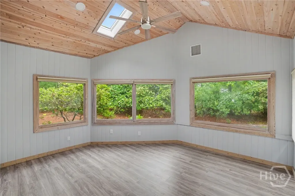 14 Hemingway Drive Savannah GA 31411