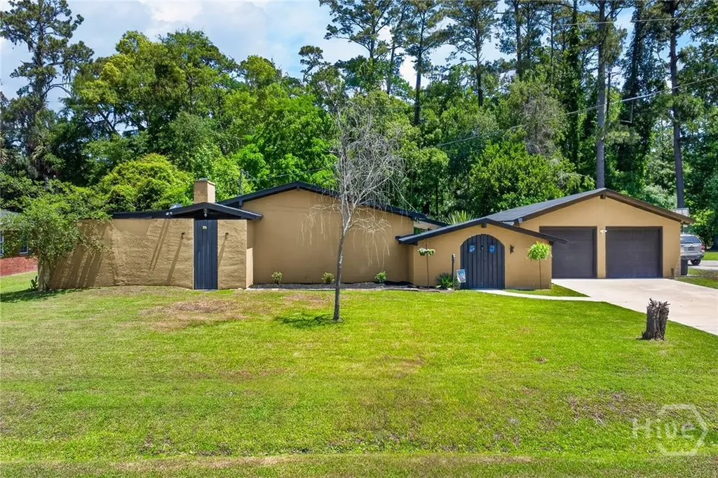 438 Hunt Drive Savannah GA 31406