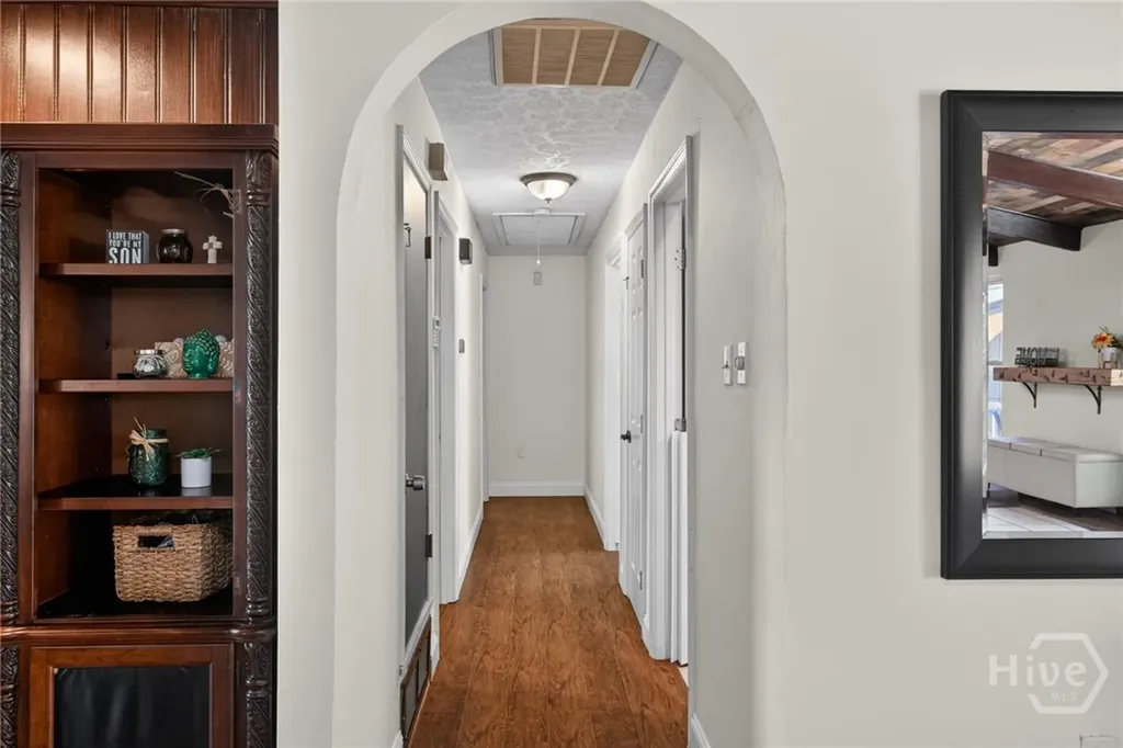 438 Hunt Drive Savannah GA 31406