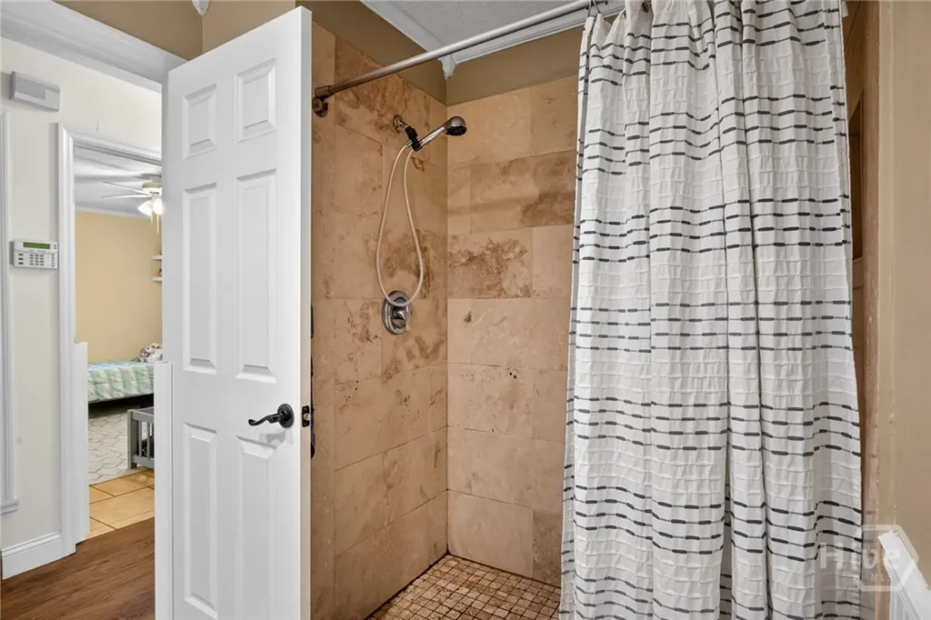 438 Hunt Drive Savannah GA 31406