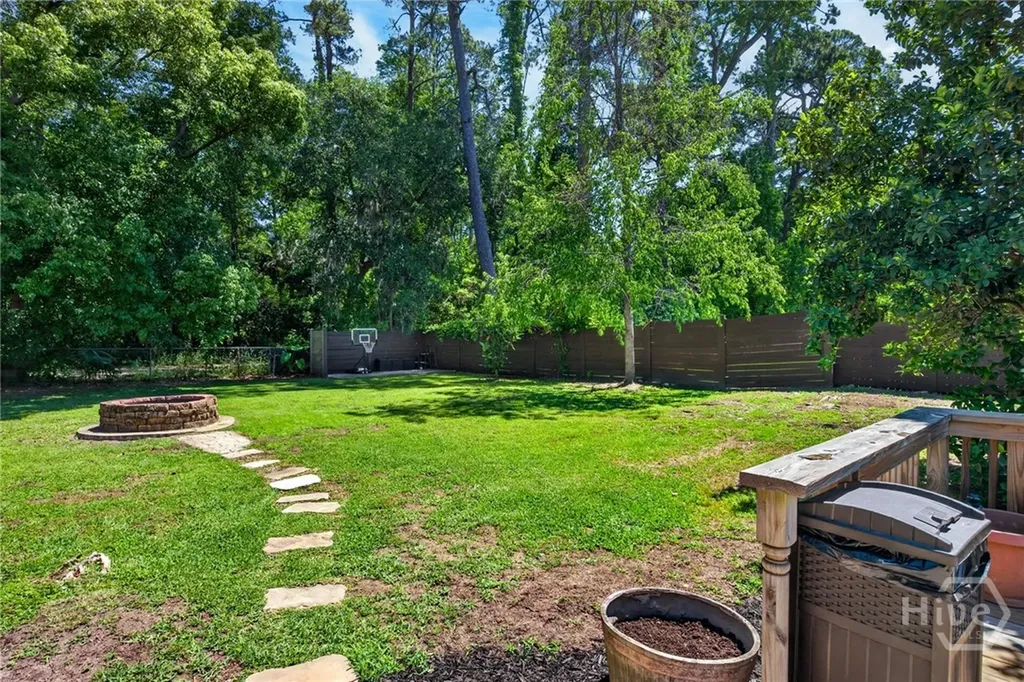 438 Hunt Drive Savannah GA 31406