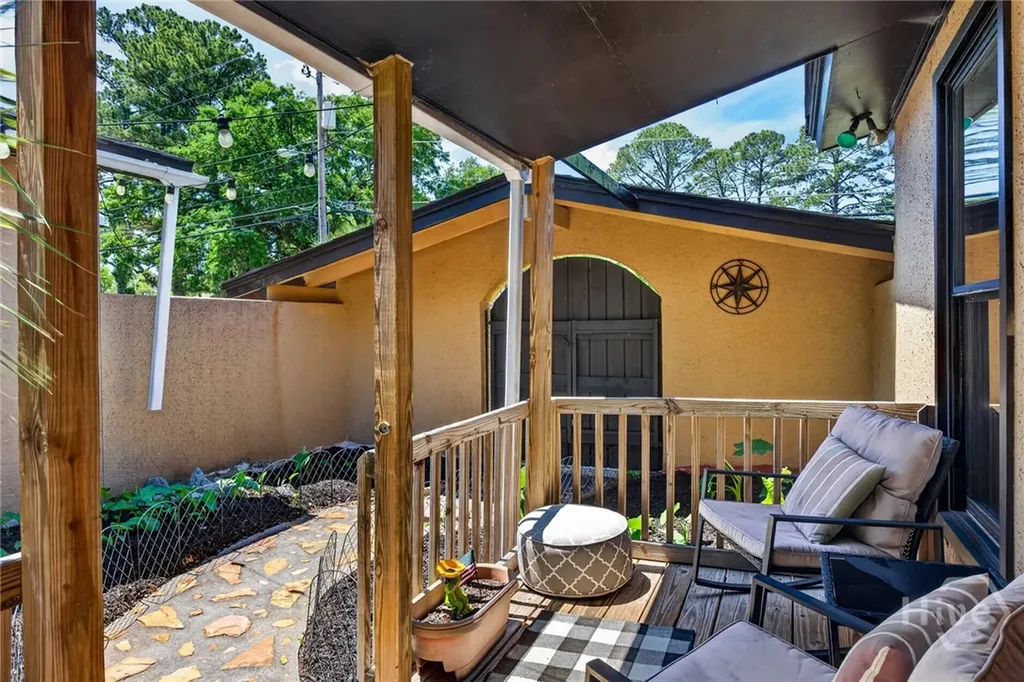 438 Hunt Drive Savannah GA 31406