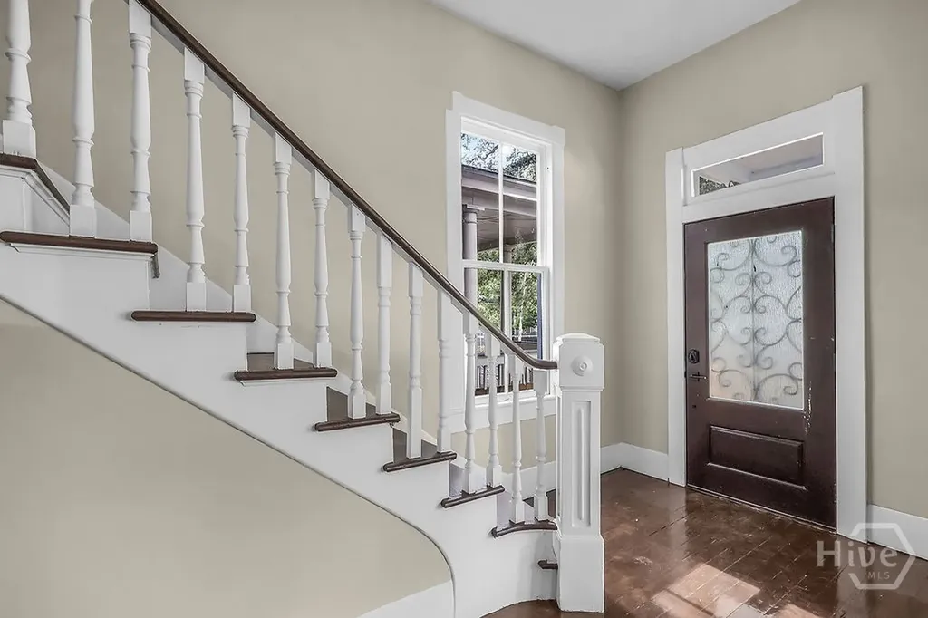 221 W 39th Street Savannah GA 31401