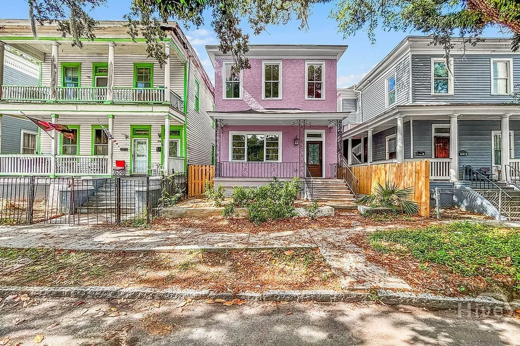 221 W 39th Street Savannah GA 31401