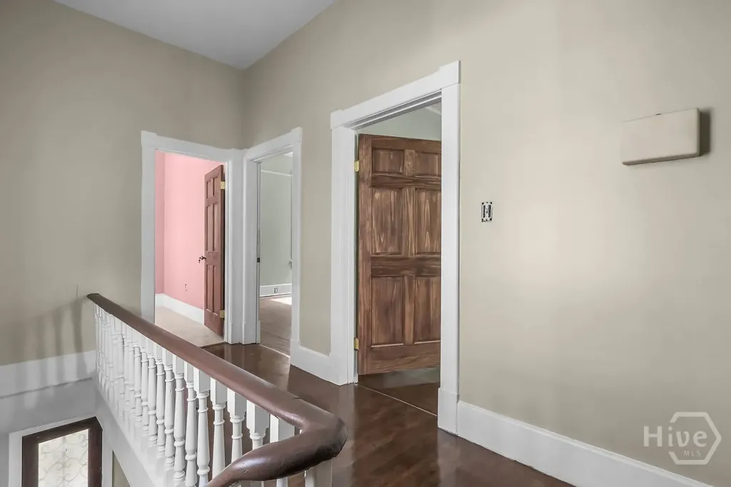 221 W 39th Street Savannah GA 31401