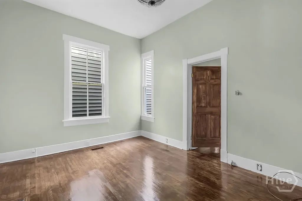 221 W 39th Street Savannah GA 31401