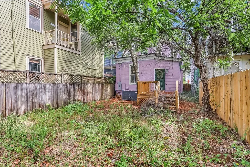 221 W 39th Street Savannah GA 31401