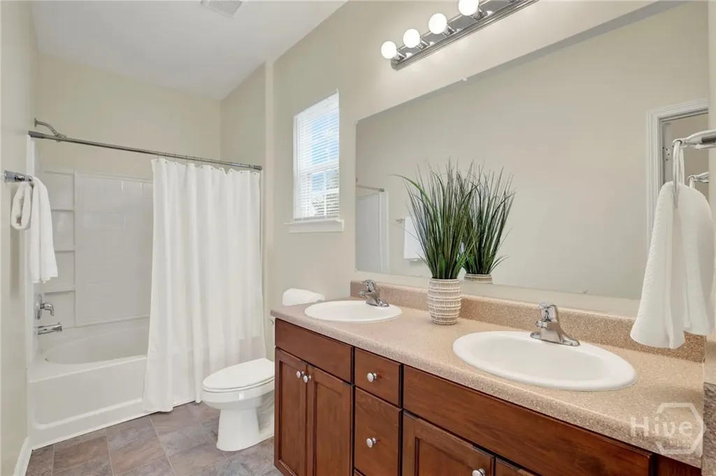 20 Wesleyan Drive Savannah GA 31419