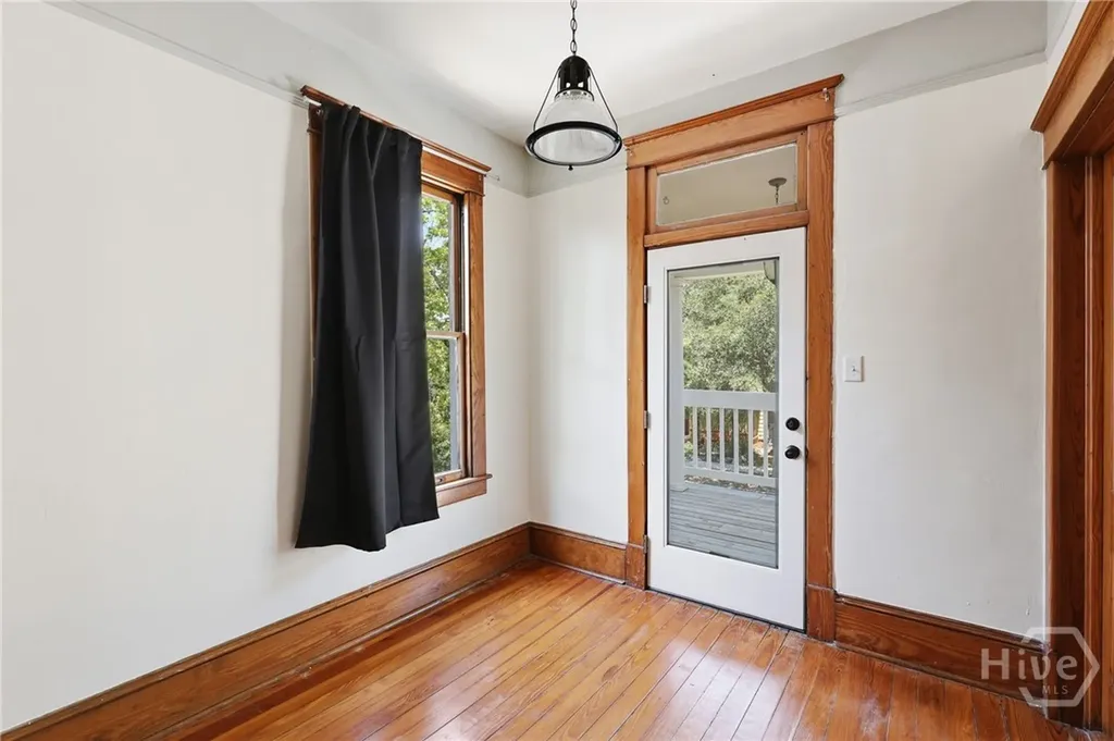 657 E Henry Street Savannah GA 31401