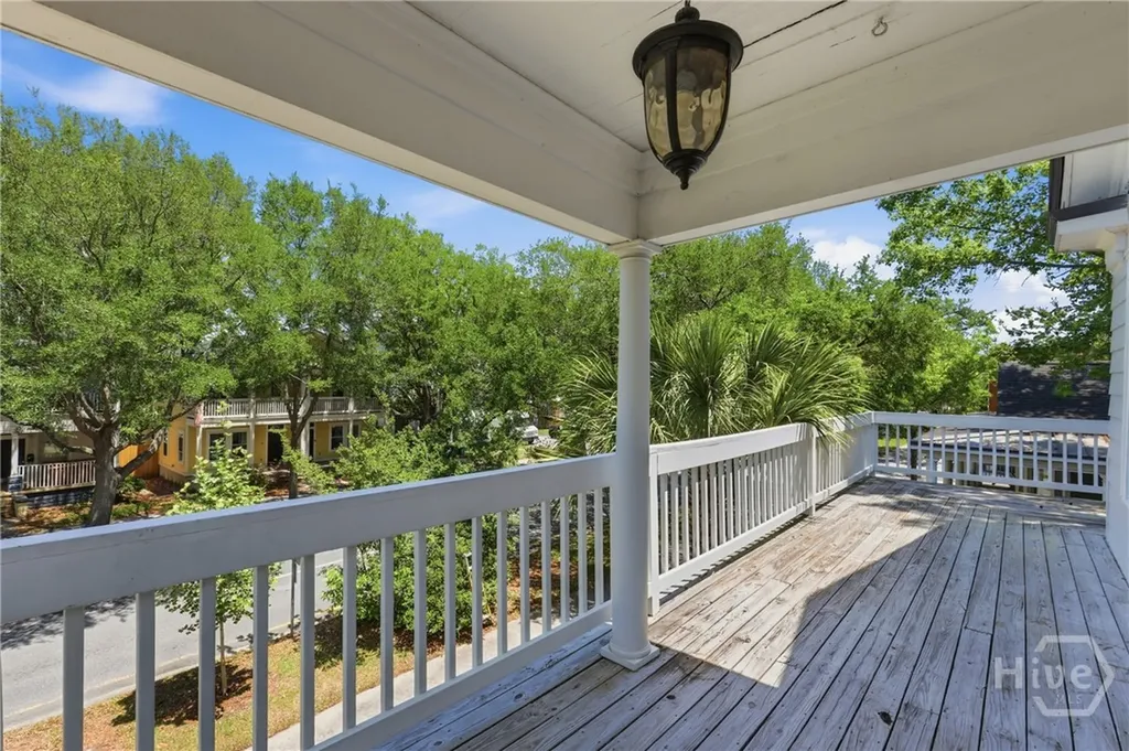 657 E Henry Street Savannah GA 31401