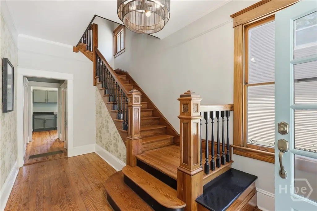 657 E Henry Street Savannah GA 31401