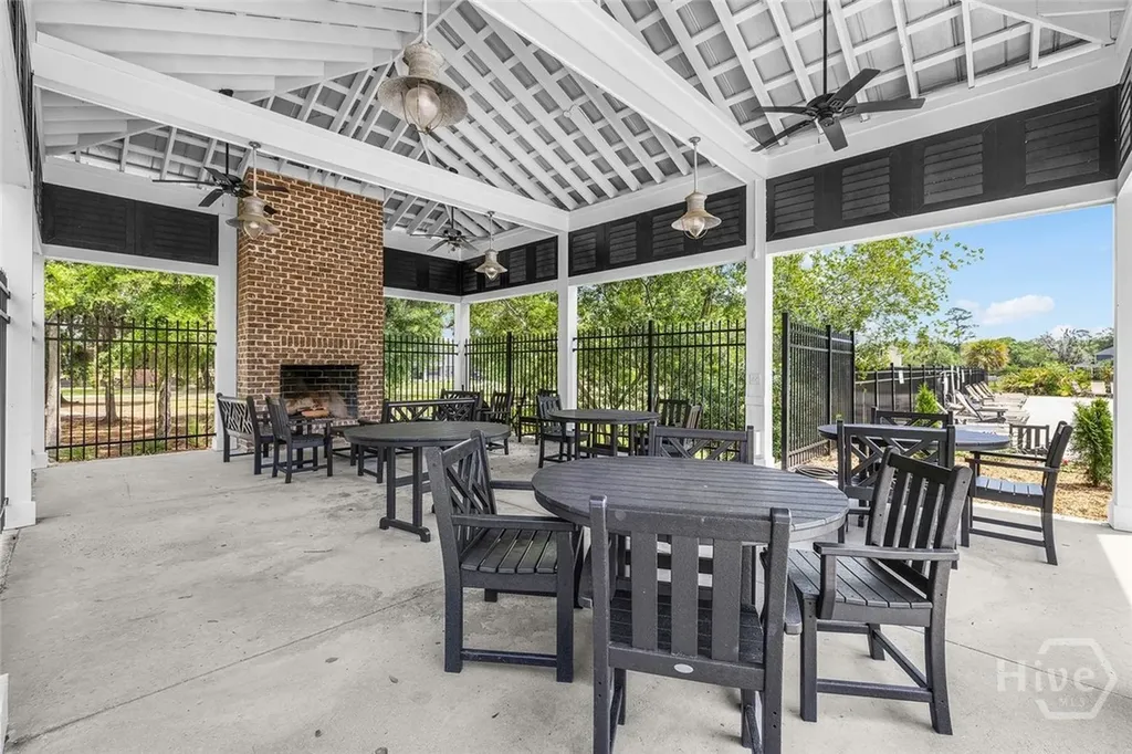 150 Jacobs Circle Richmond Hill GA 31324