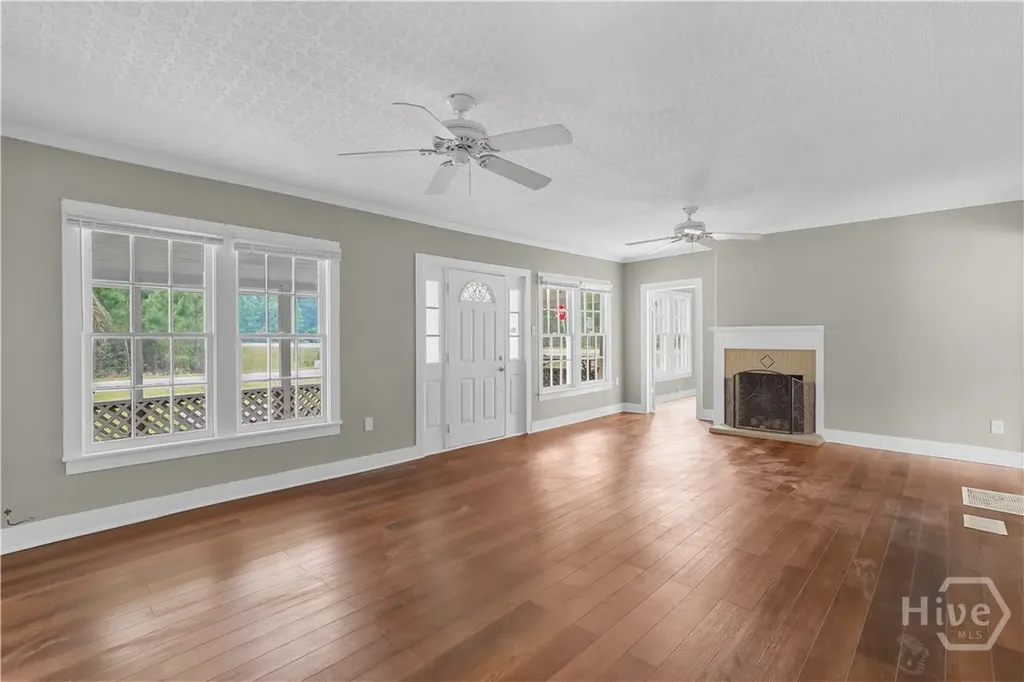 1106 NW Oak Townsend GA 31331