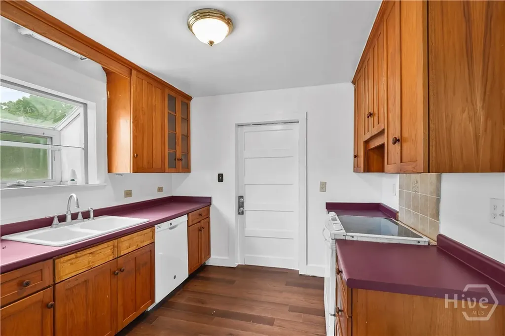 1106 NW Oak Townsend GA 31331