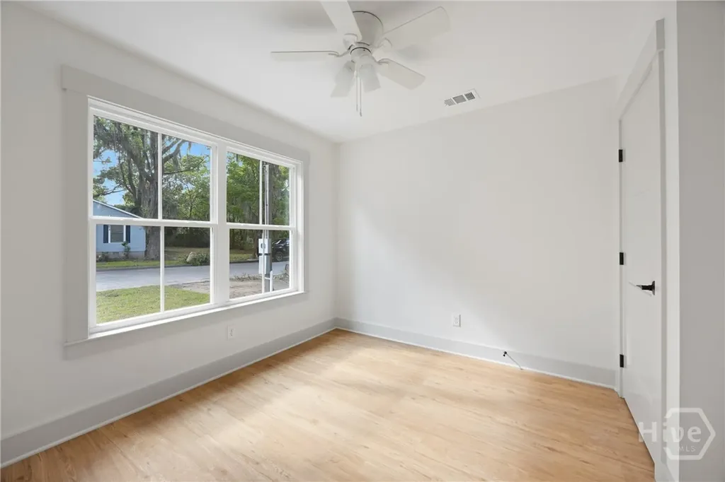 1916 Delaware Street Savannah GA 31404