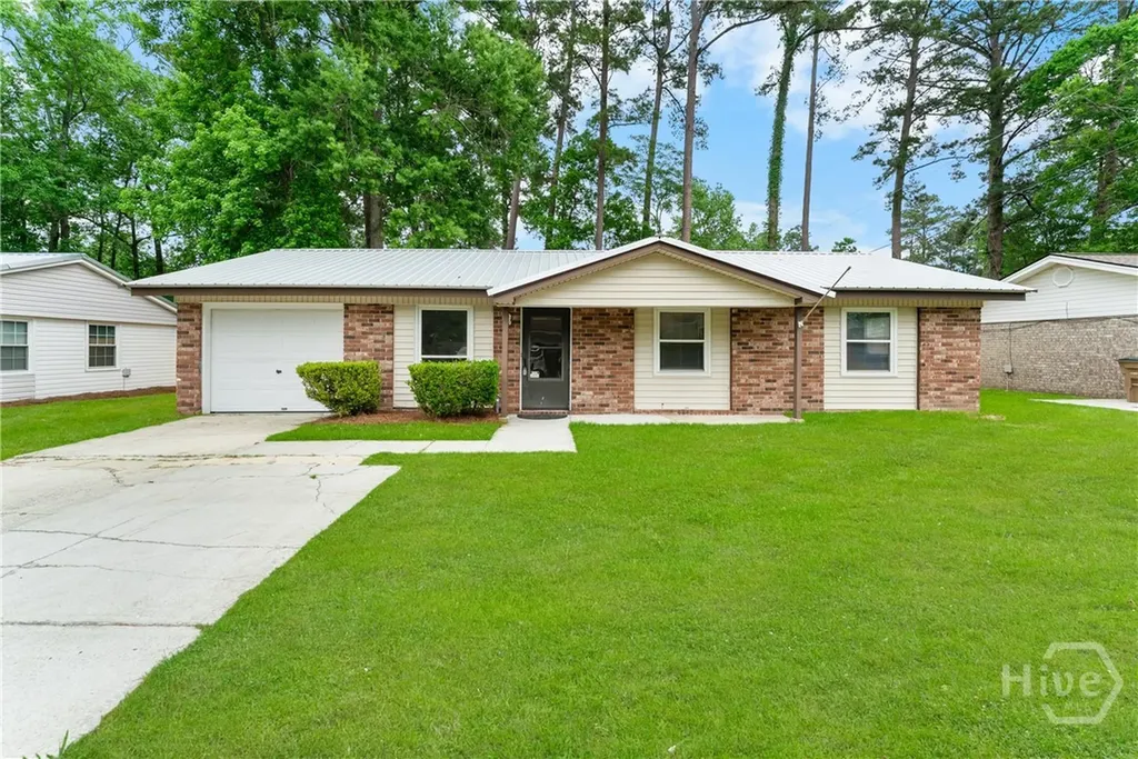 320 W Whatley Street Pooler GA 31322