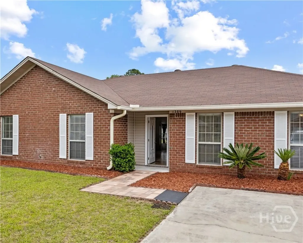 1386 Coalition Circle Hinesville GA 31313