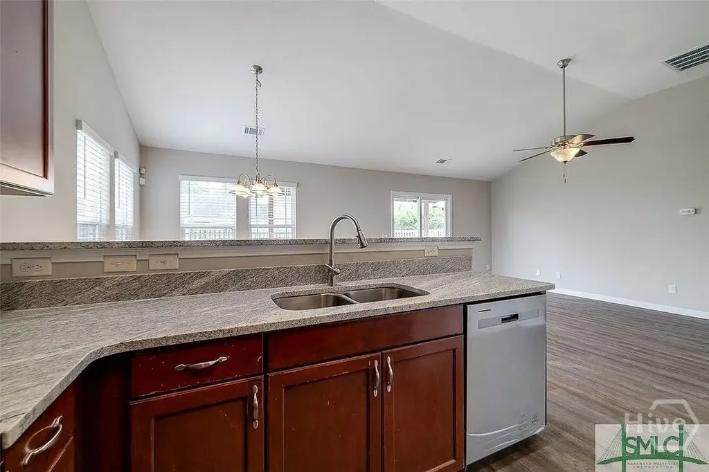 183 Lakepointe Drive Port Wentworth GA 31407