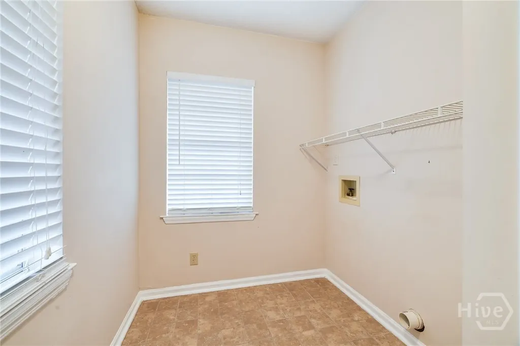 122 B, C Smith Avenue Savannah GA 31408