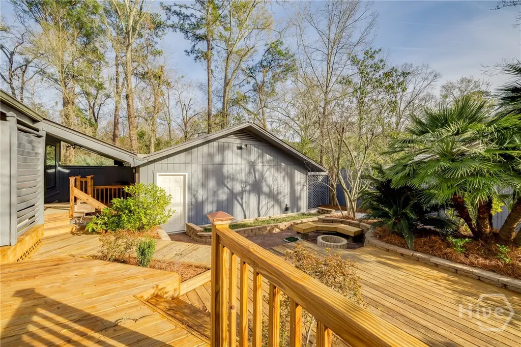 122 B, C Smith Avenue Savannah GA 31408