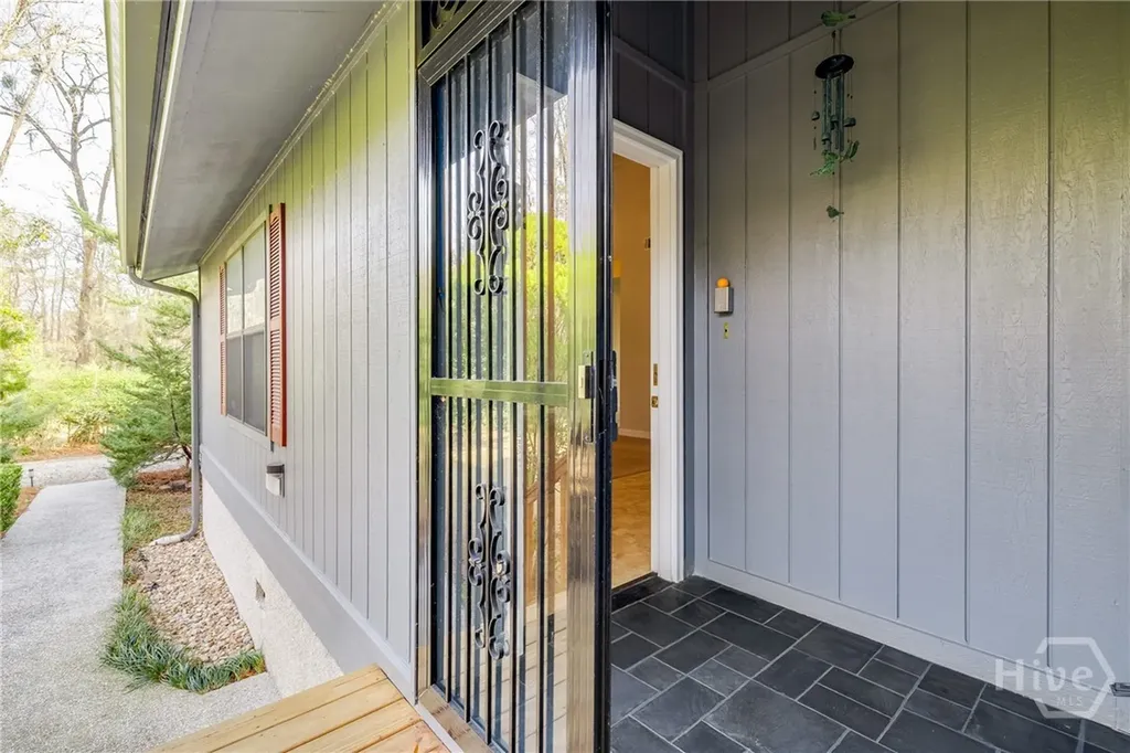 122 B, C Smith Avenue Savannah GA 31408