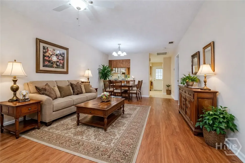 122 B, C Smith Avenue Savannah GA 31408