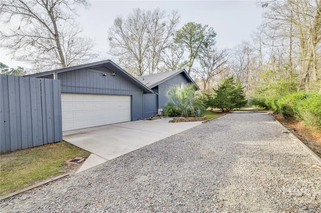 122 B, C Smith Avenue Savannah GA 31408