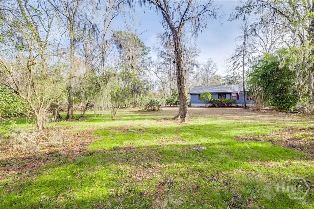 122 B, C Smith Avenue Savannah GA 31408