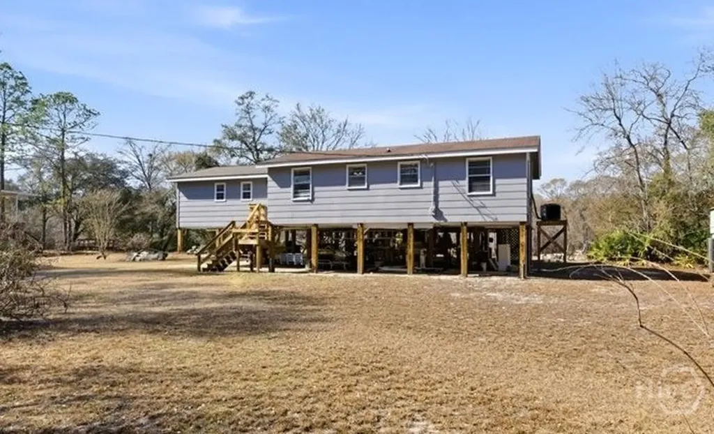 1362 Warners Landing Hortense GA 31543