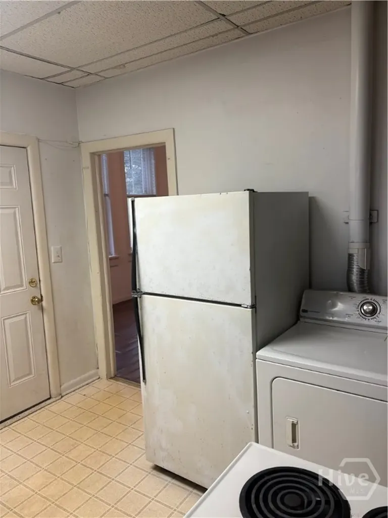 219 E Taylor Street Savannah GA 31401