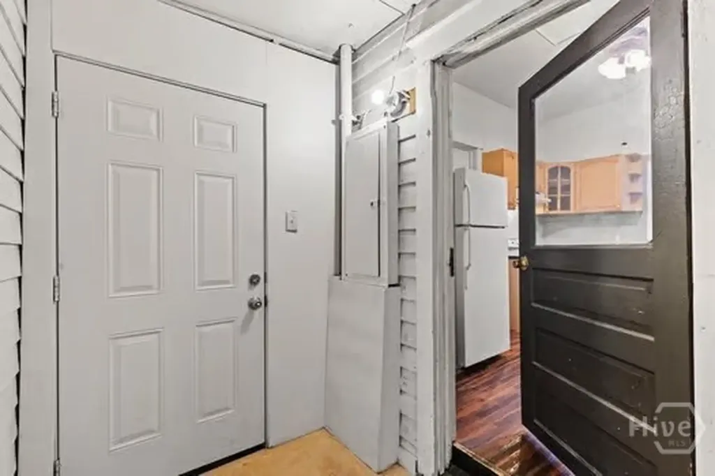 723 E Henry Street Savannah GA 31401