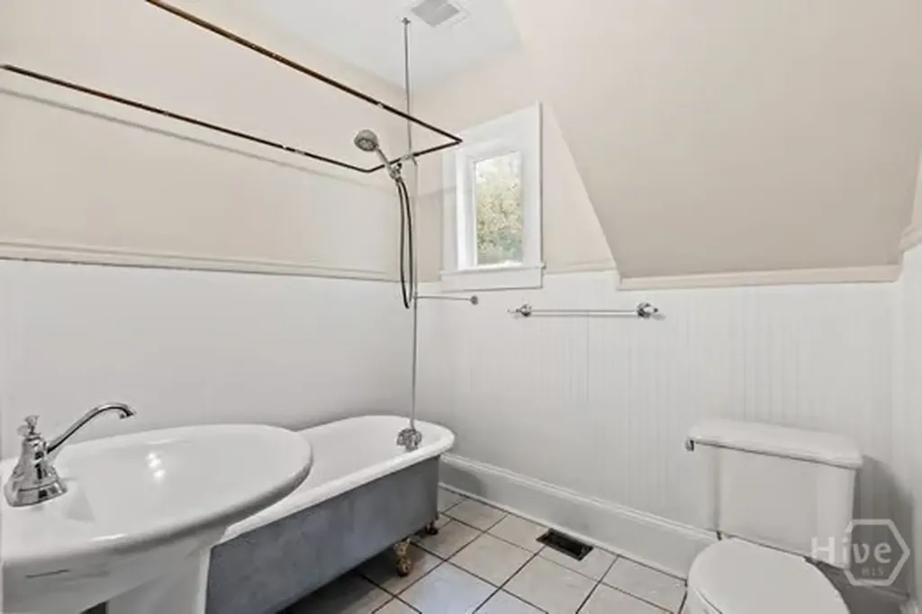 723 E Henry Street Savannah GA 31401