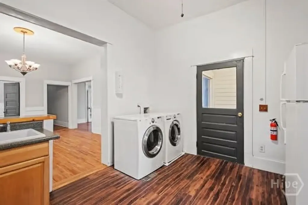 723 E Henry Street Savannah GA 31401