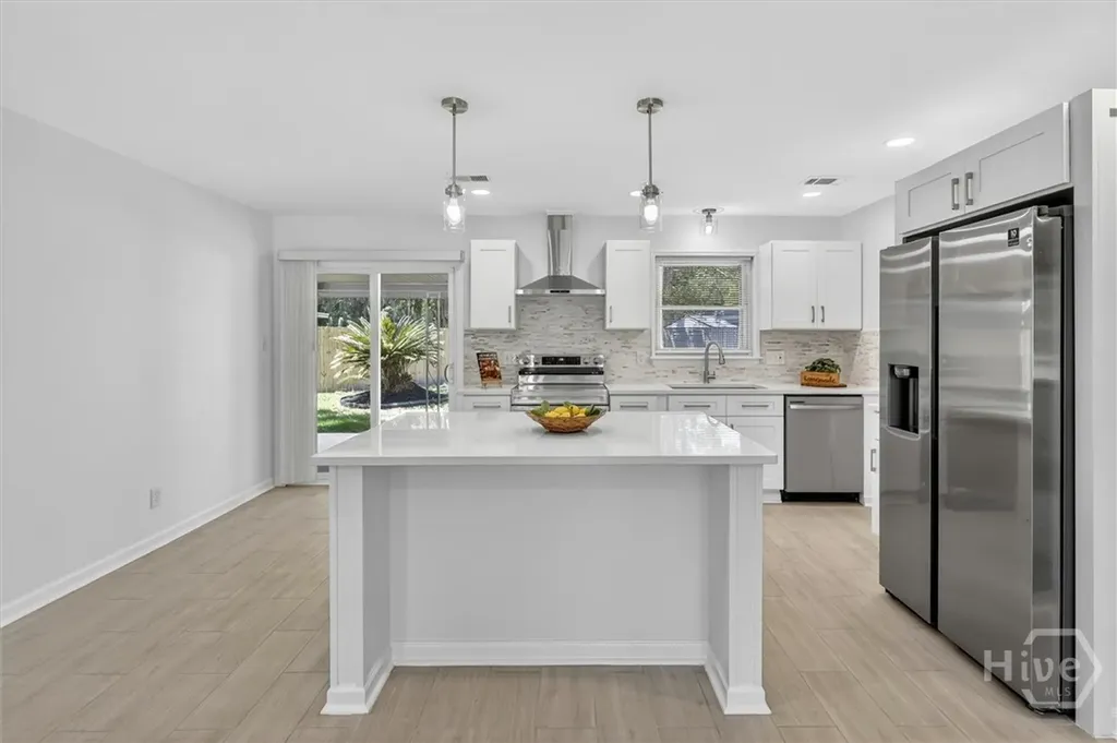 102 Burbank Savannah GA 31419