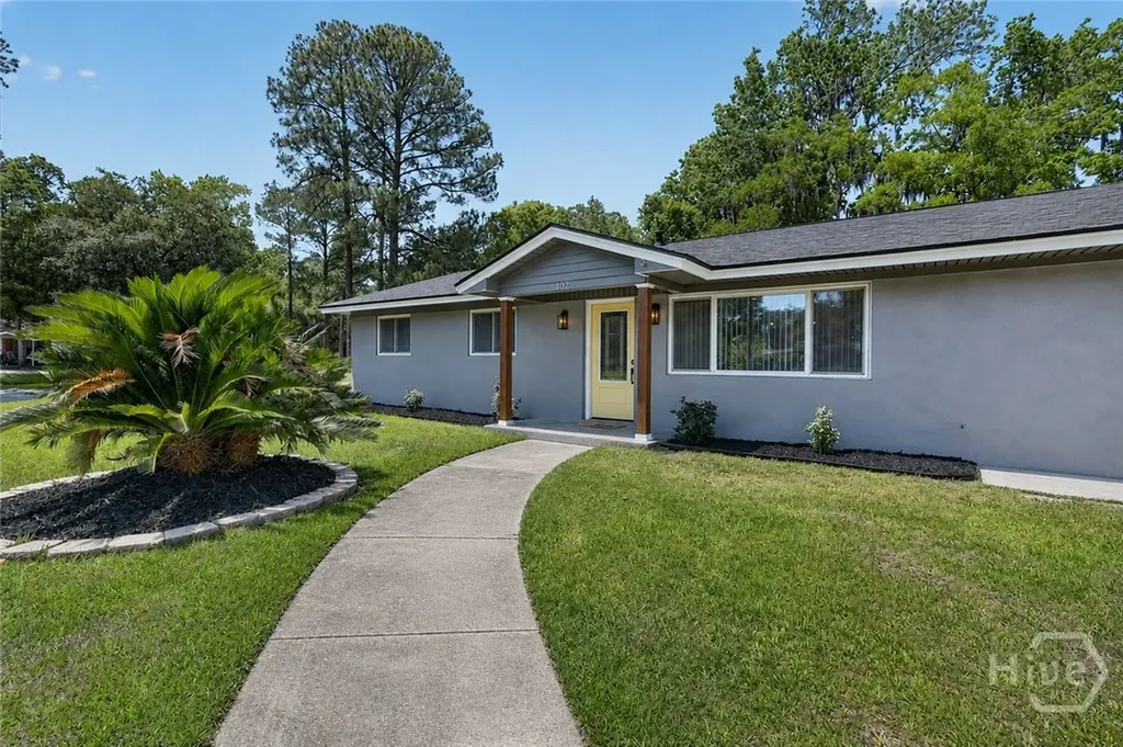 102 Burbank Savannah GA 31419