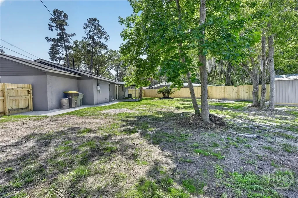 102 Burbank Savannah GA 31419