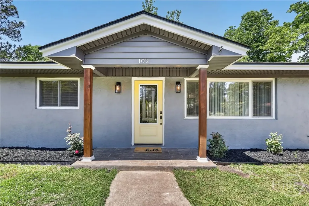 102 Burbank Savannah GA 31419