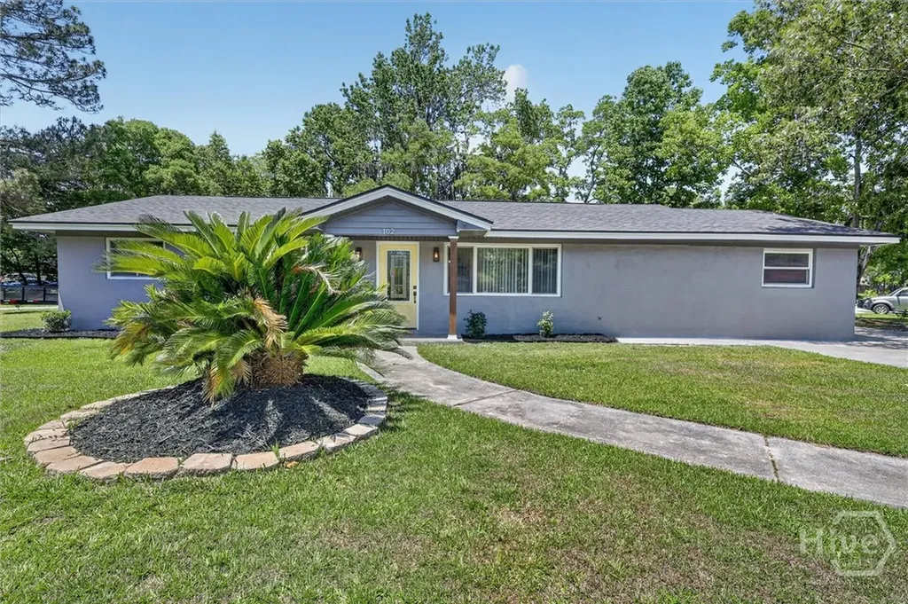 102 Burbank Savannah GA 31419