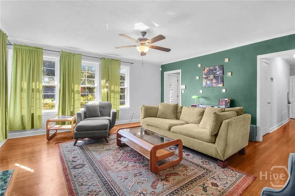 712 Columbus Drive Savannah GA 31405