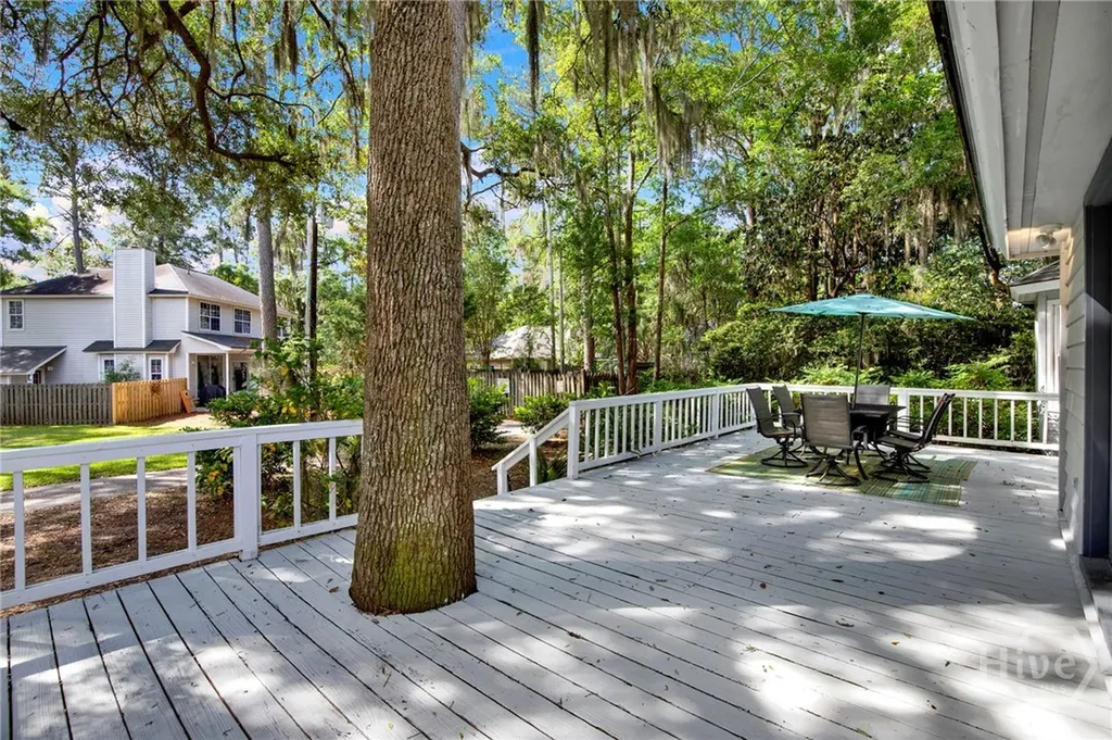 5 Lantern Lane Savannah GA 31410