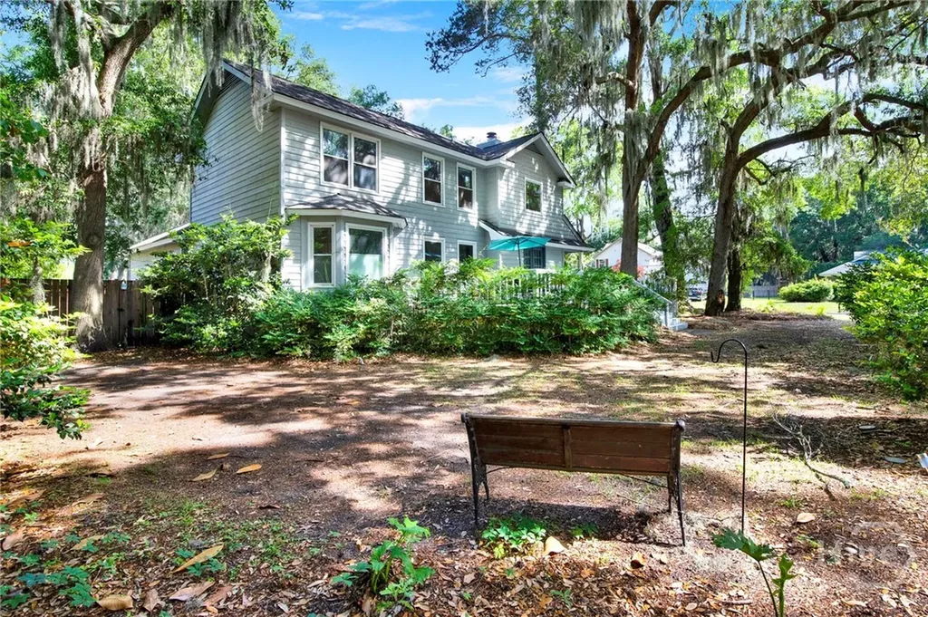 5 Lantern Lane Savannah GA 31410
