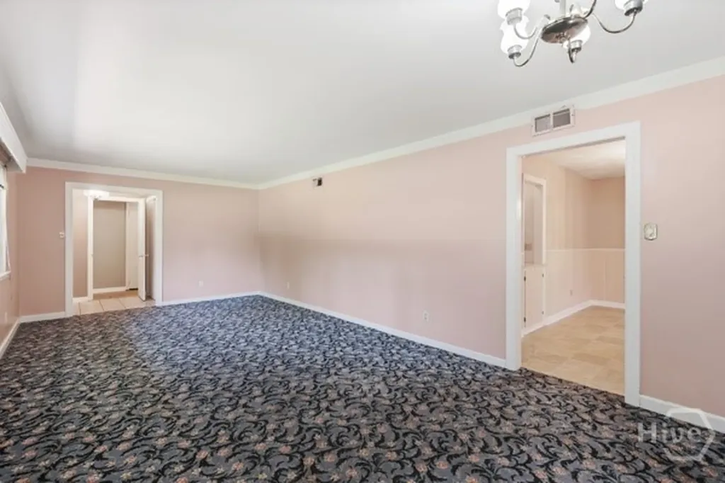 11 Keystone Drive Savannah GA 31406