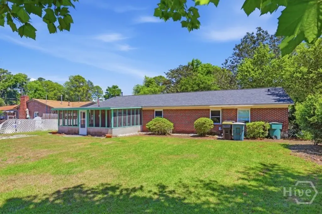 11 Keystone Drive Savannah GA 31406