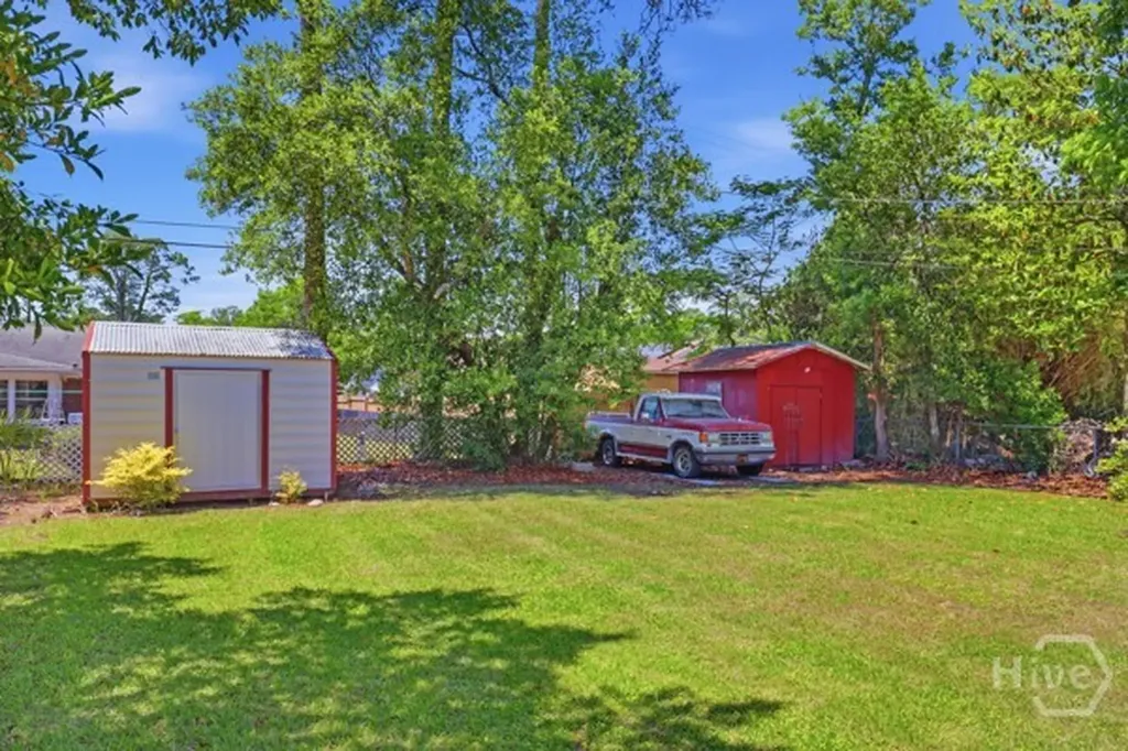 11 Keystone Drive Savannah GA 31406