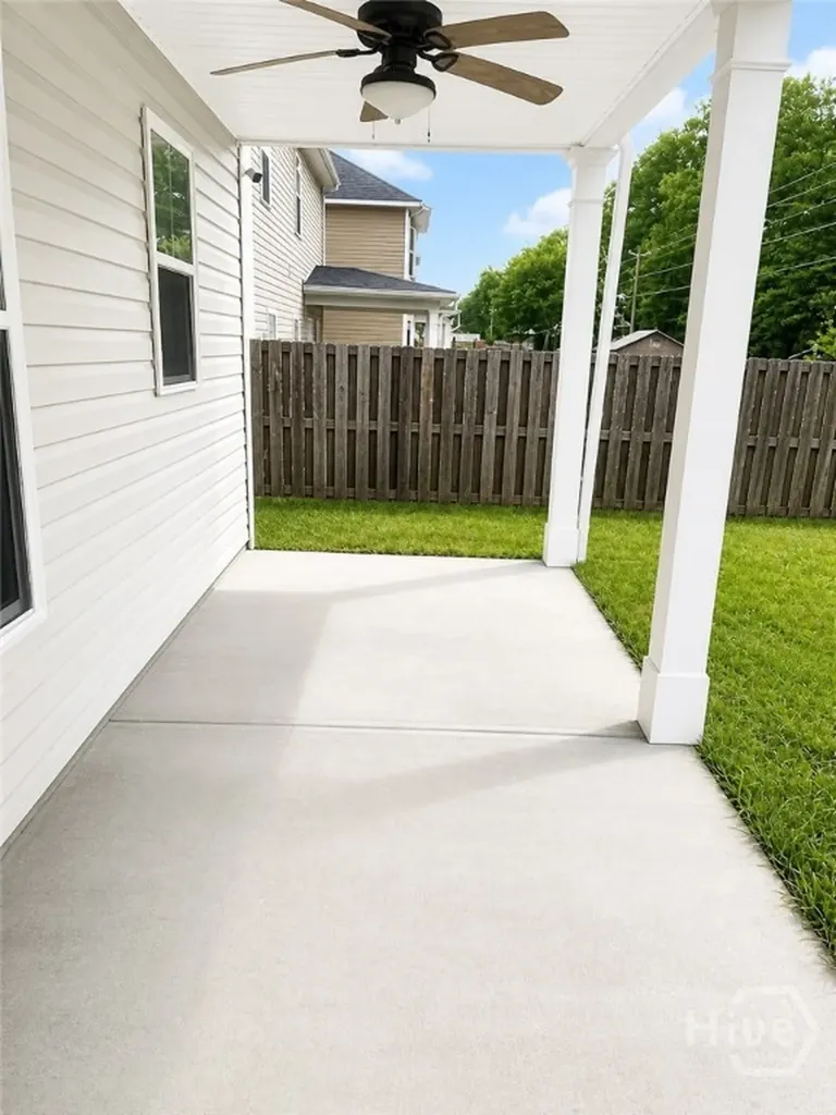 145 Laguna Way Savannah GA 31405