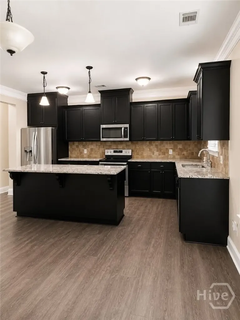 145 Laguna Way Savannah GA 31405