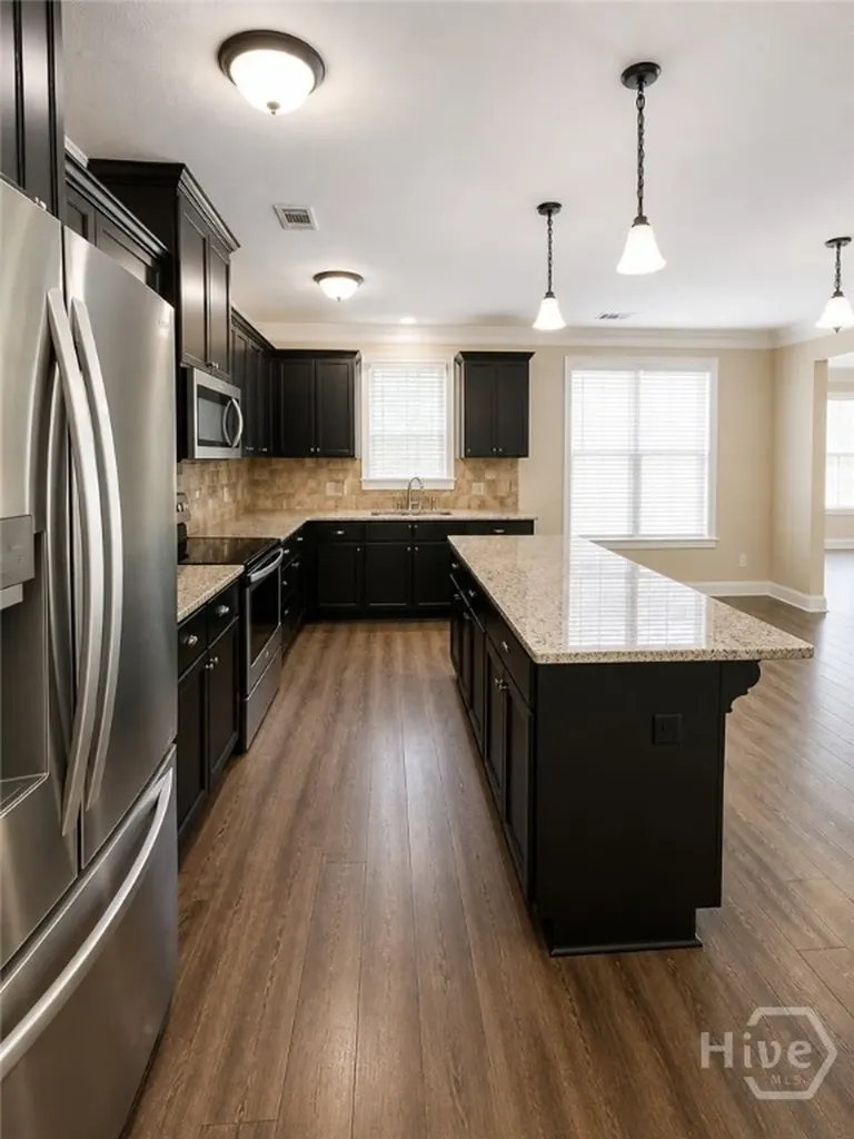 145 Laguna Way Savannah GA 31405