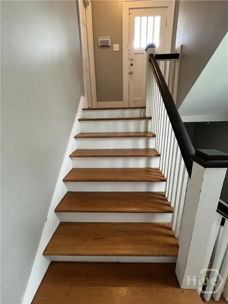 19 W 50th Street Savannah GA 31405