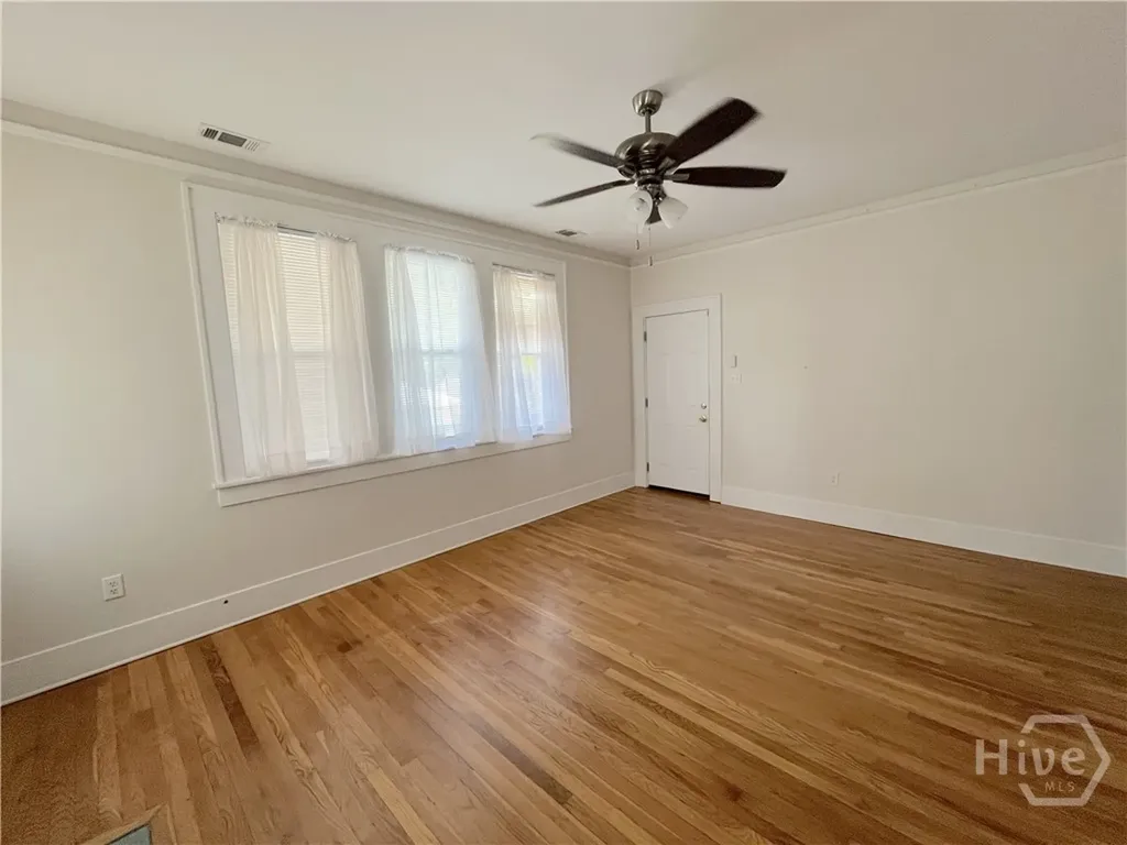 19 W 50th Street Savannah GA 31405