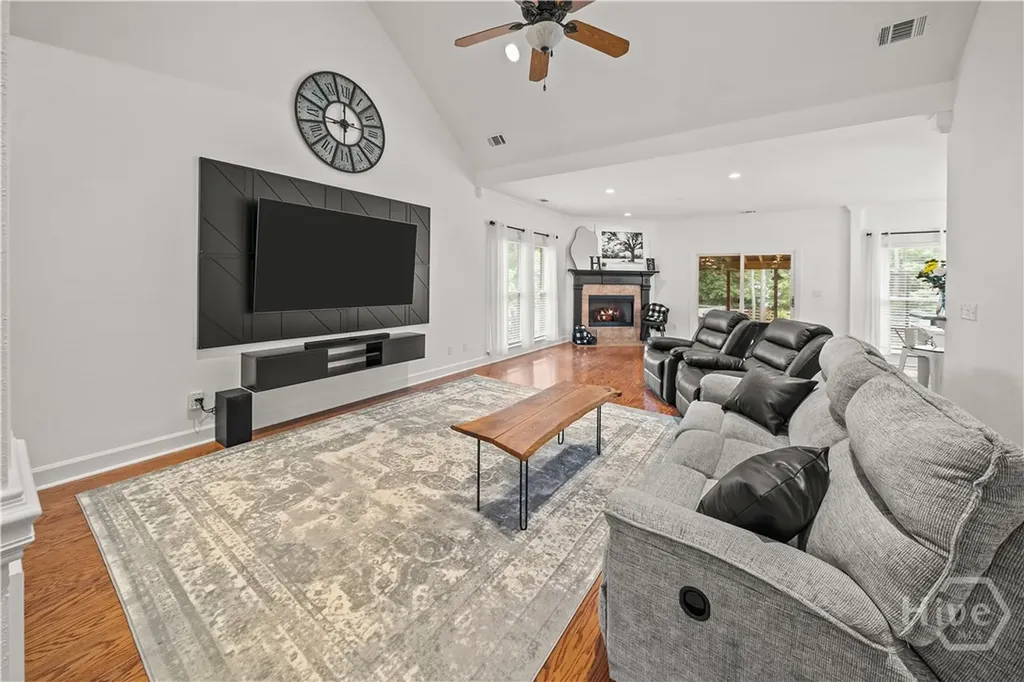572 Kelsall Drive Richmond Hill GA 31324